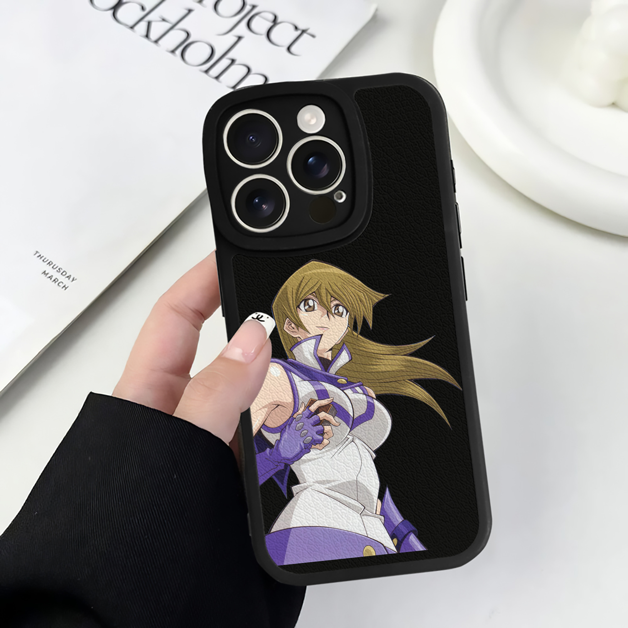 （画像用） 遊☆戯☆王 Yu-Gi-Oh! 【iPhone 16シリーズ対応】シリコンスマホケース（レザー調） 材質：シリコン